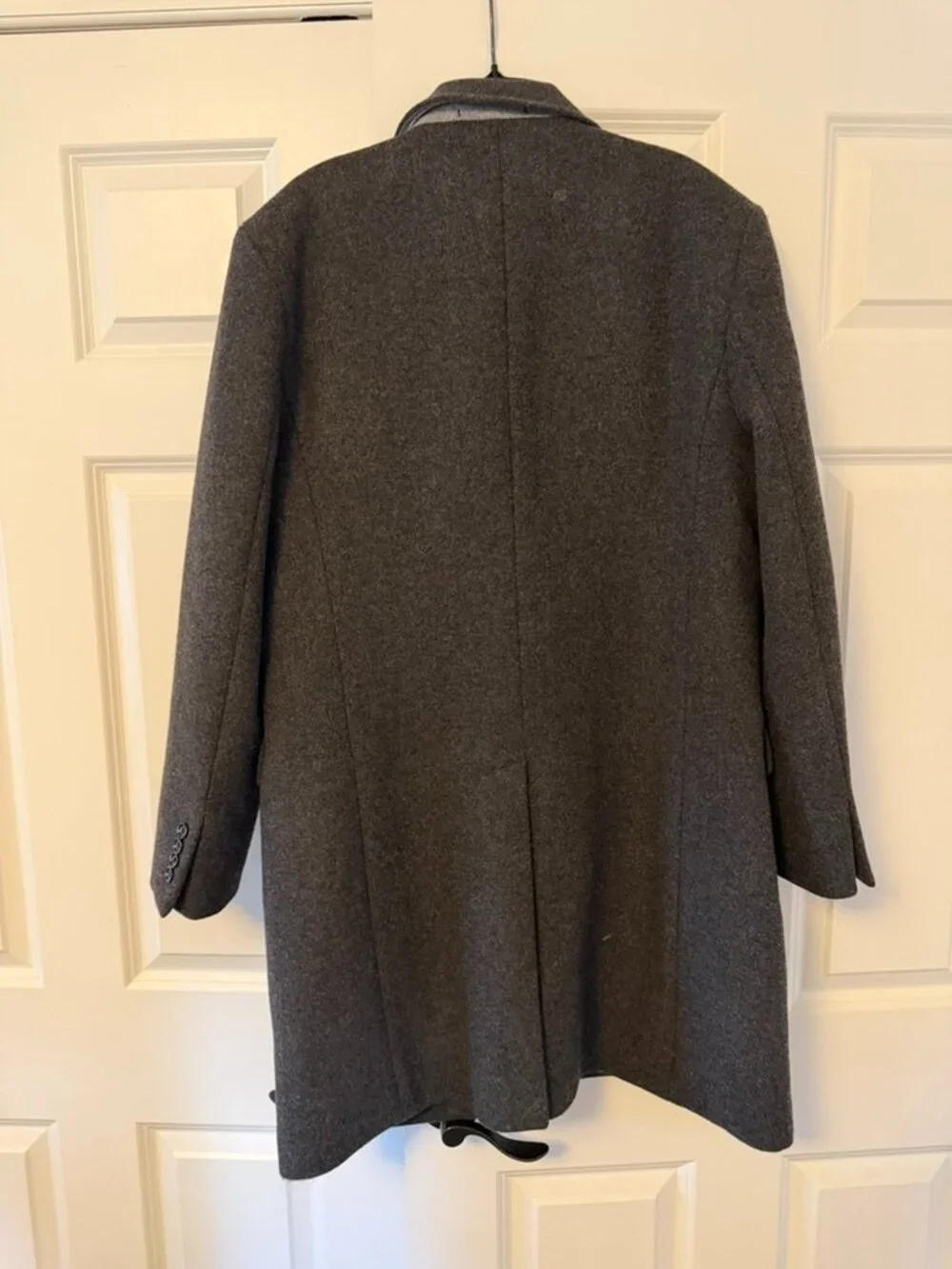 J.Crew Men’s Charcoal Gray Wool Topcoat Overcoat 38S Quilted Lining